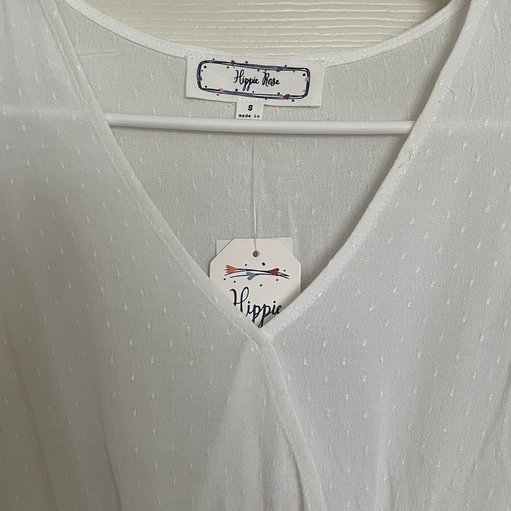 White Polyester Short Sleeve Top - Picture 2 of 2